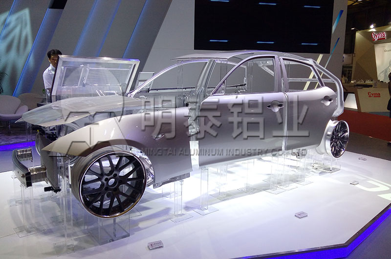 汽車蒙皮用1.2厚5052鋁板廠家報(bào)價(jià) 汽車蒙皮用1.2厚5052鋁板廠家報(bào)價(jià)